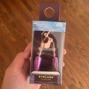 Eyelash curler new purple cute makeup tool